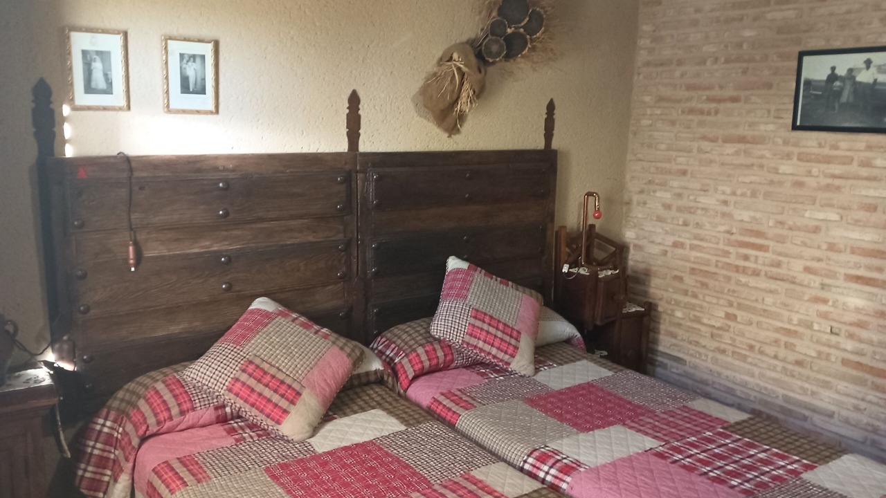 Photo of Bedroom in Turrubuelo