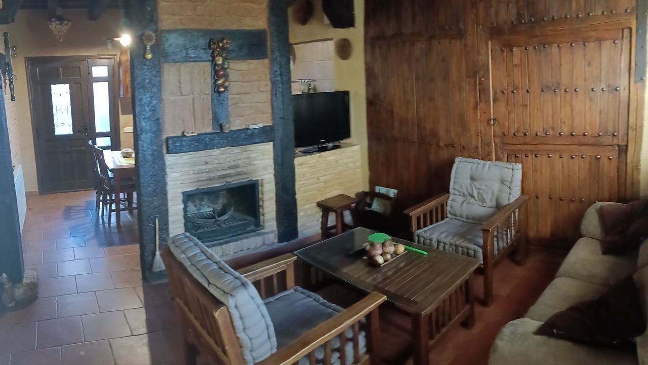 Photo of Livingroom in Turrubuelo