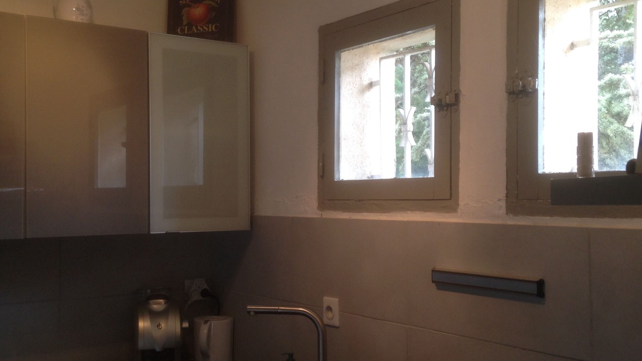 Photo of Kitchen in Chateauneuf-le-Rouge