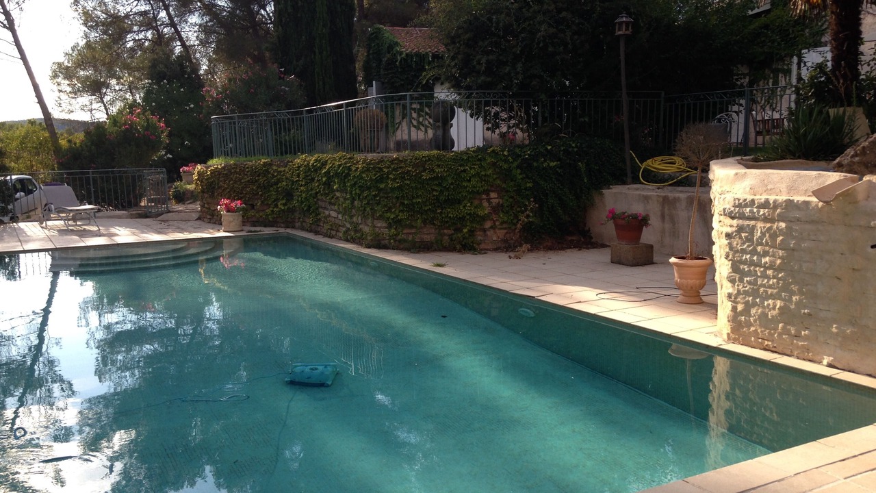 Photo of Outdoor in Chateauneuf-le-Rouge