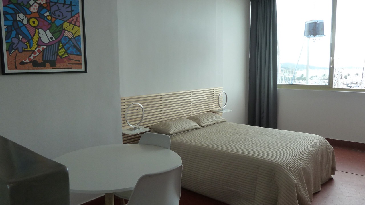 Photo of Bedroom in Old Town