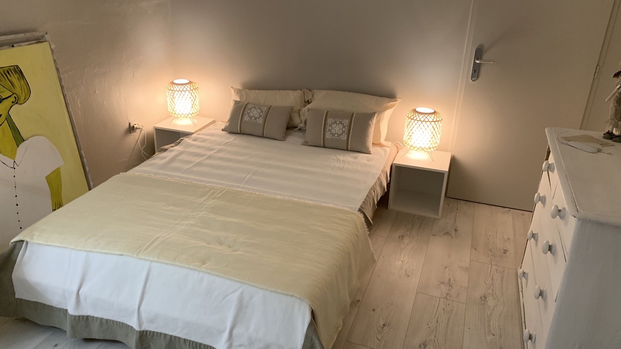 Photo of Bedroom in Lambesc