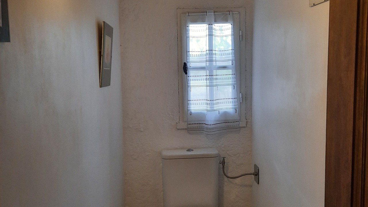Photo of Bathroom in Saint-Laurent-d'Aigouze