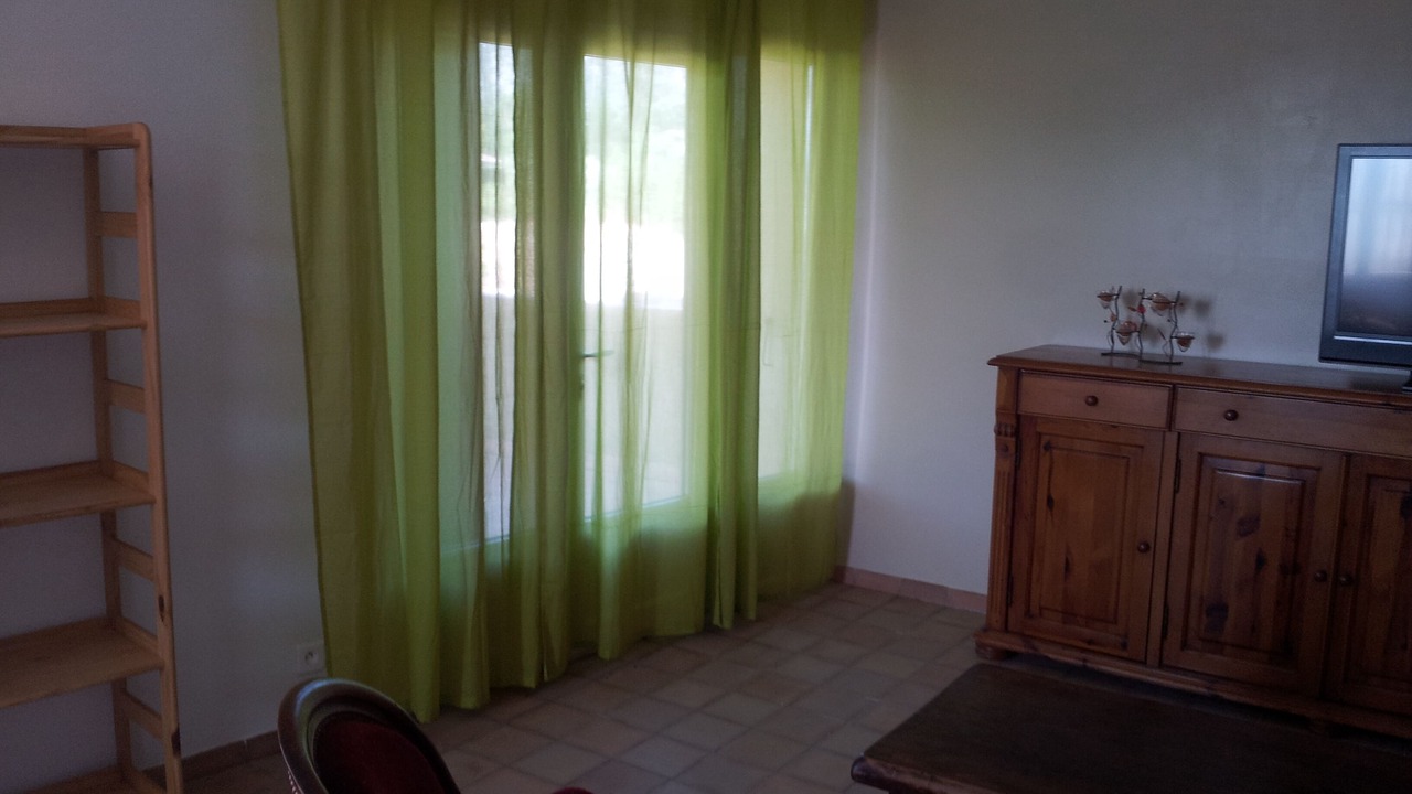 Photo of Livingroom in Maubec