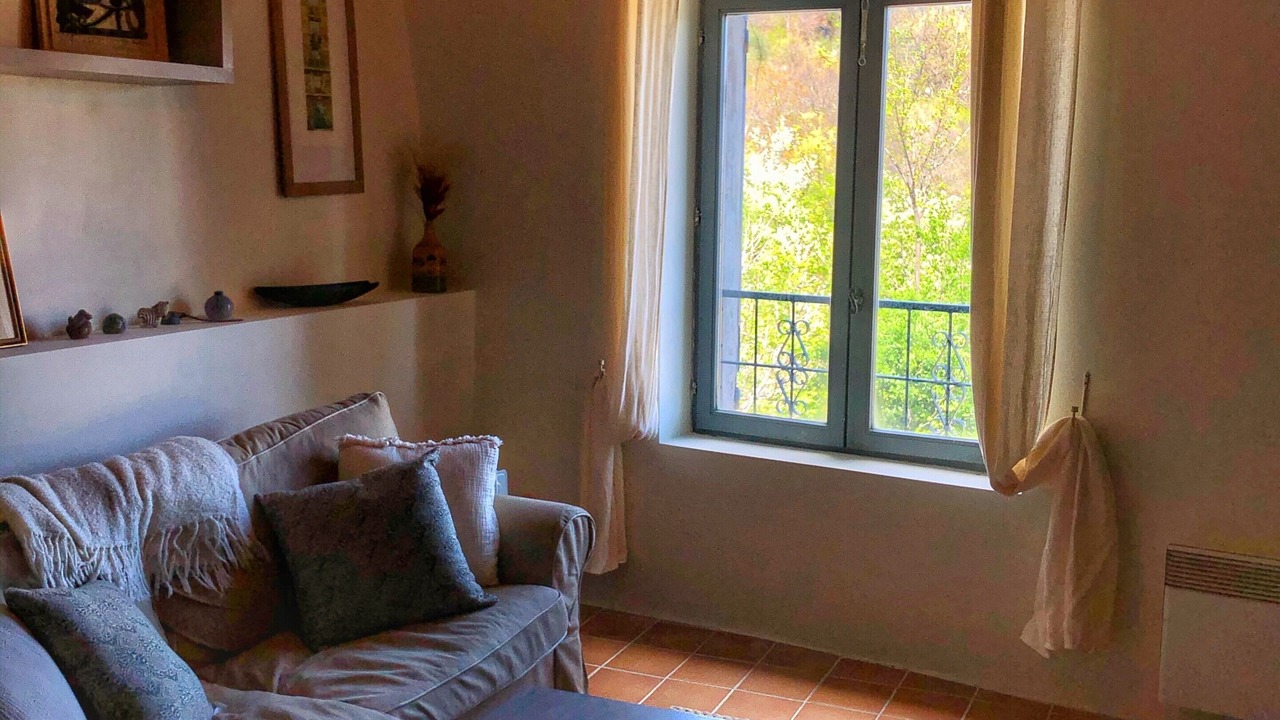 Photo of Livingroom in Saint-Martin-de-Castillon