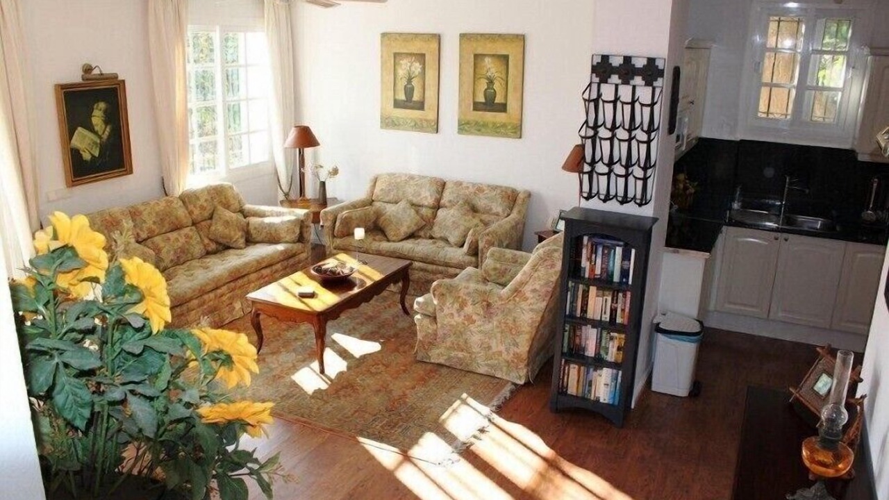 Photo of Livingroom in New Golden Mile