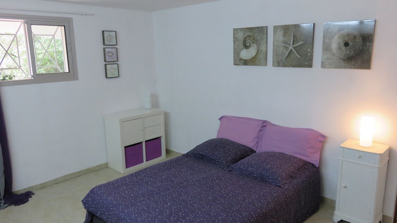 Photo of Bedroom in Nimes City Centre