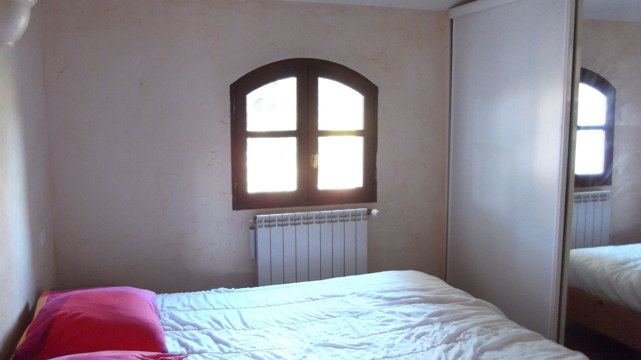 Photo of Bedroom in Bouc-Bel-Air