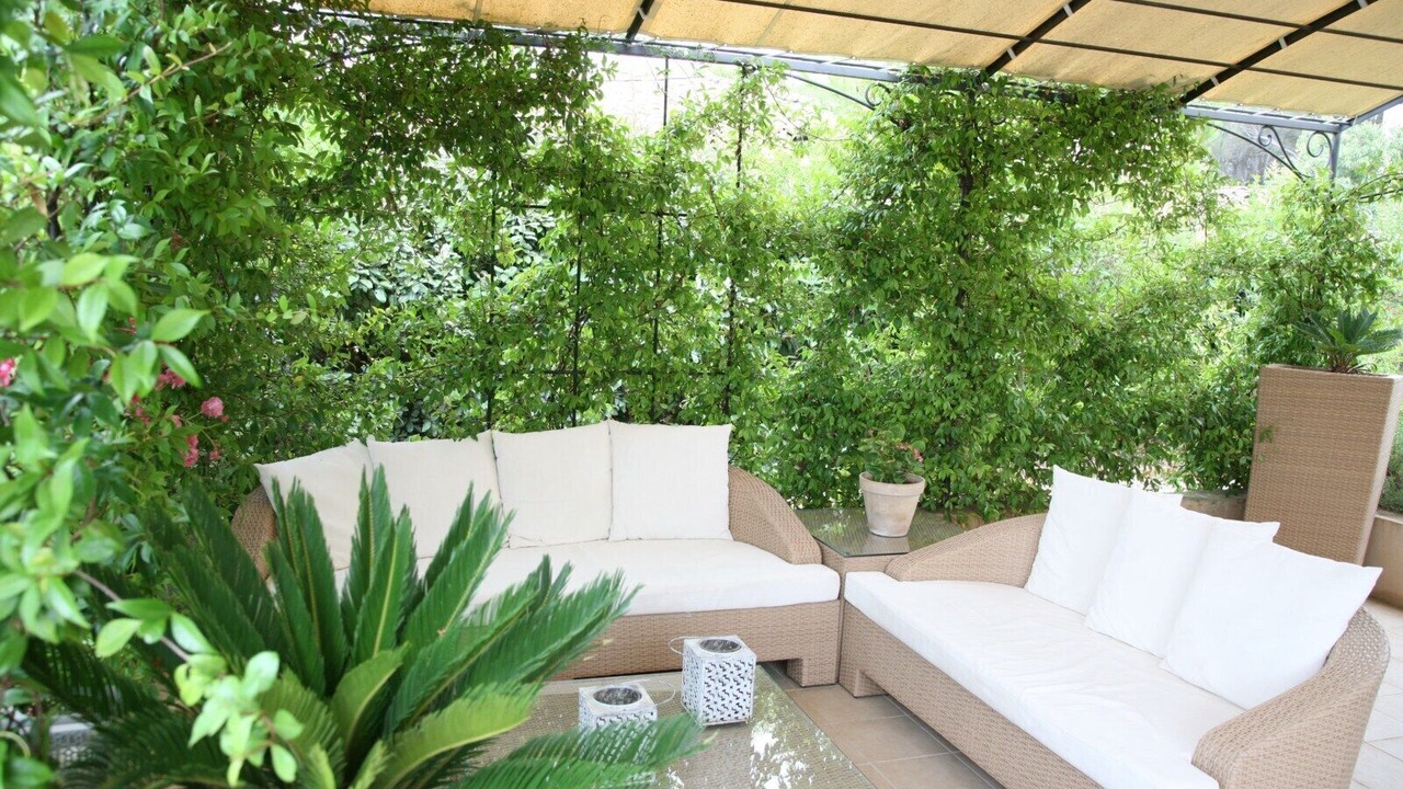 Photo of Outdoor in Pont Royal