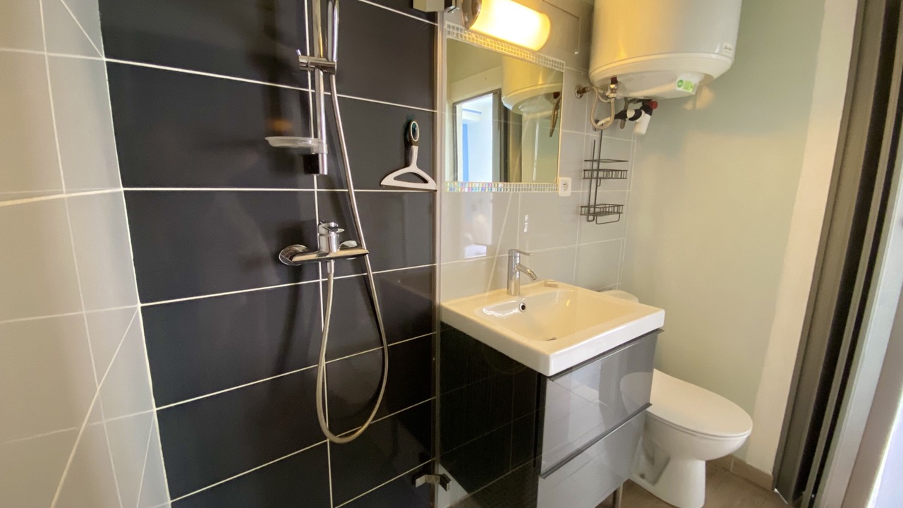 Photo of Bathroom in Saint Michel - Mairie