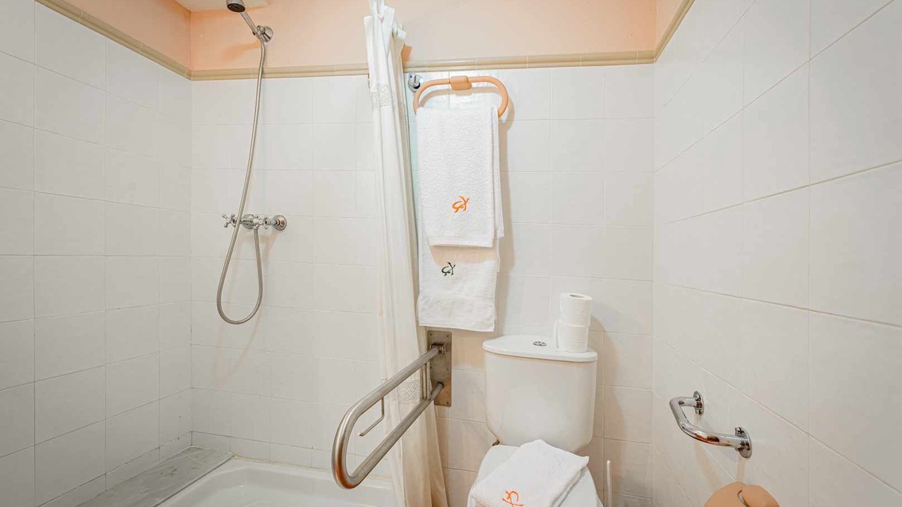 Photo of Bathroom in A Airoa