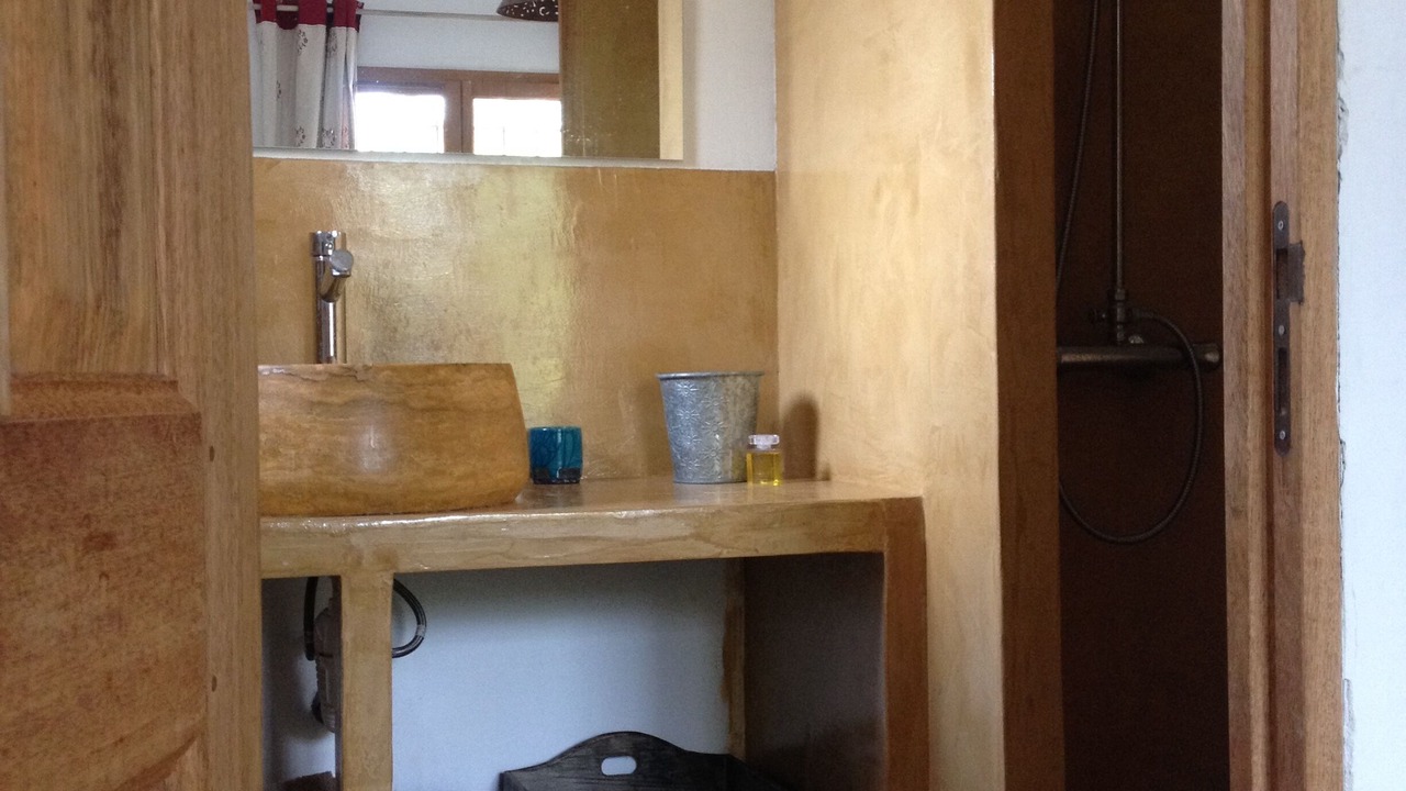 Photo of Bathroom in Venelles