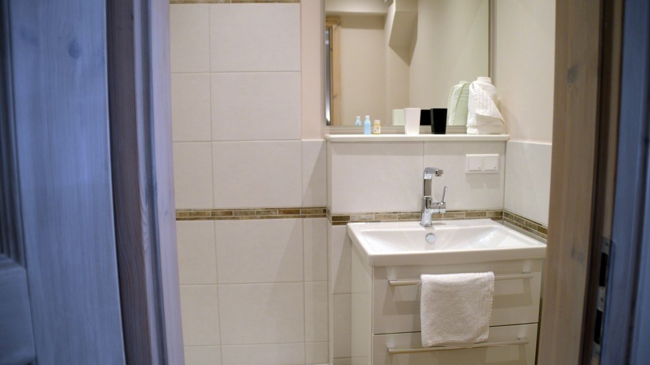 Photo of Bathroom in Wrixum