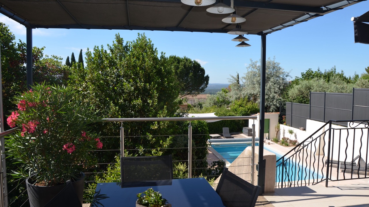 Photo of Outdoor in Eguilles