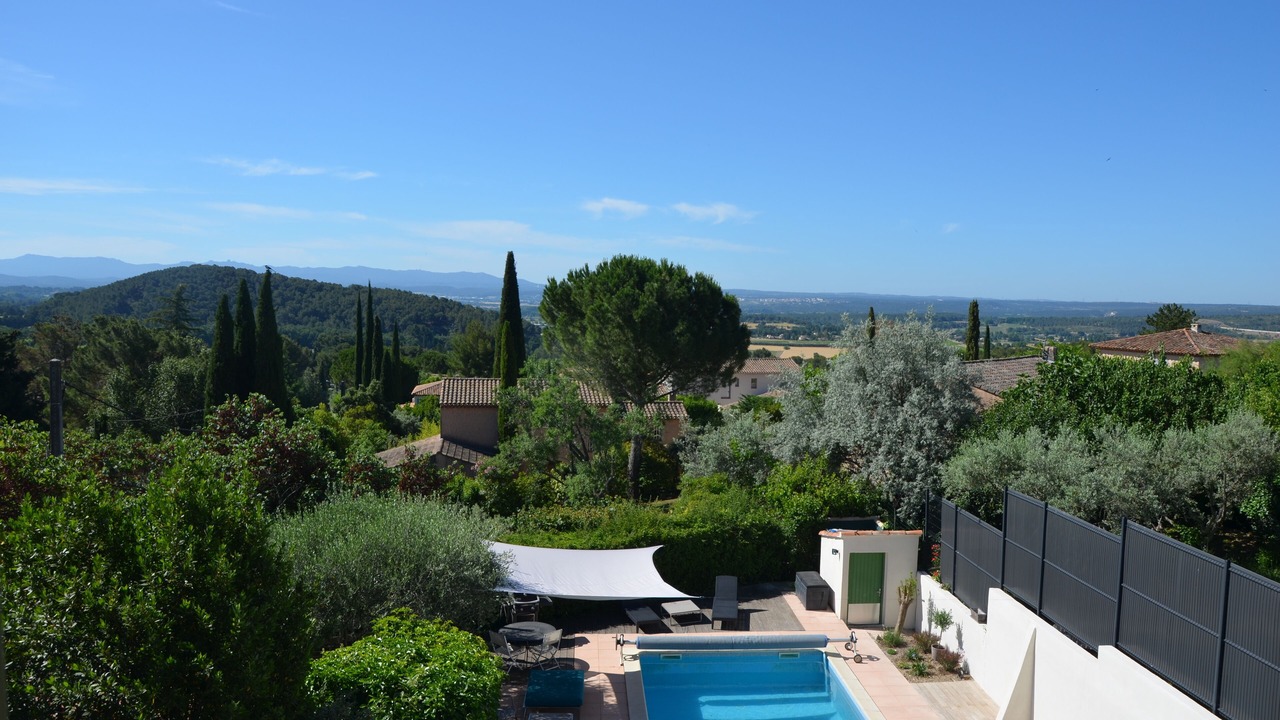 Photo of Outdoor in Eguilles