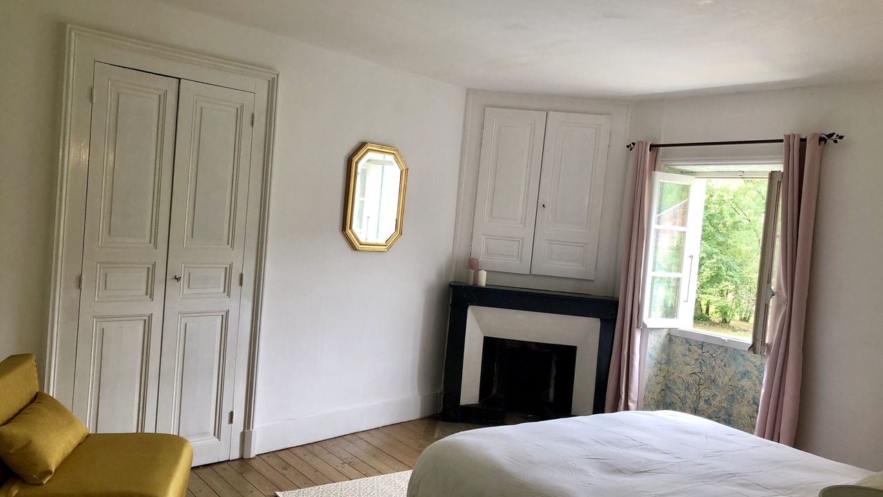 Photo of Bedroom in Artemare