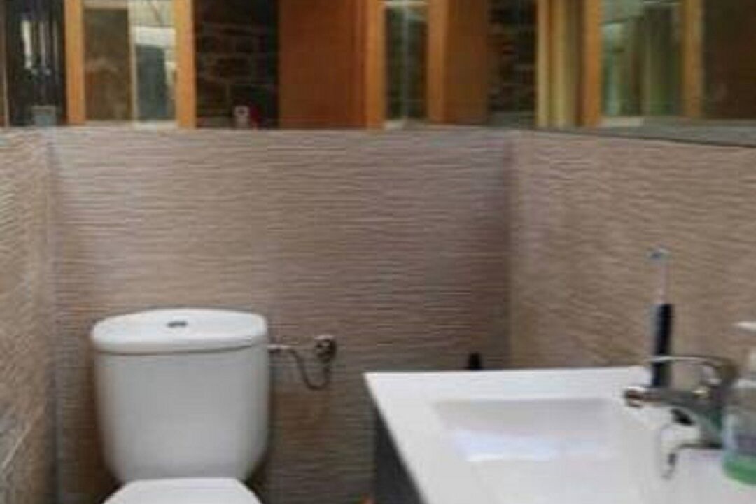 Photo of Bathroom in Teis