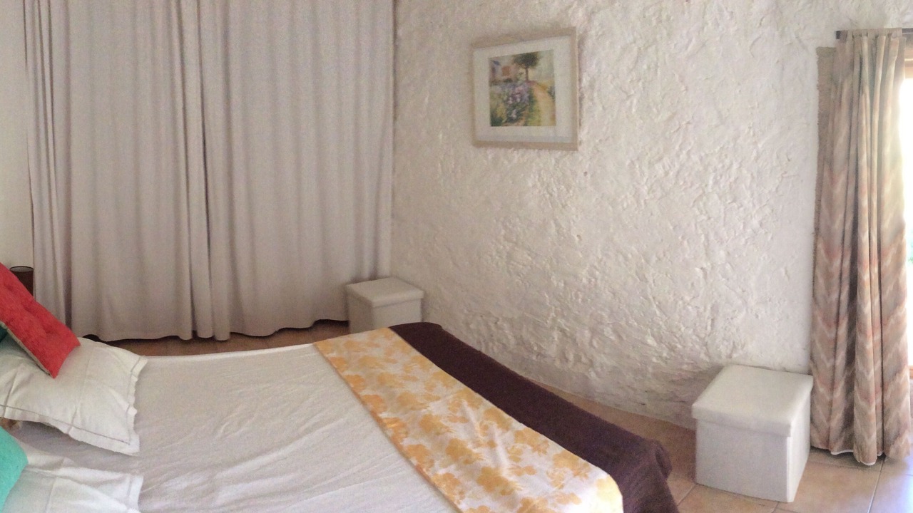 Photo of Bedroom in Collias