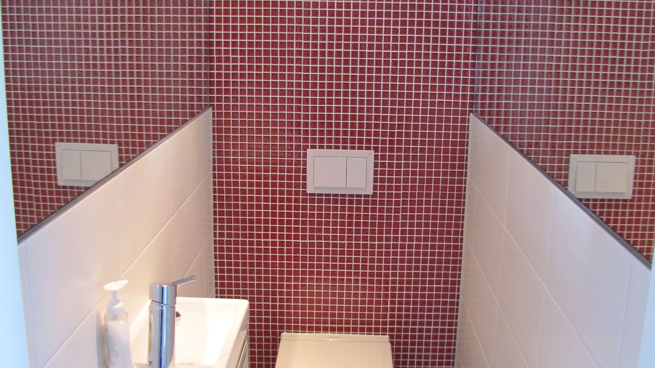 Photo of Bathroom in Varrel
