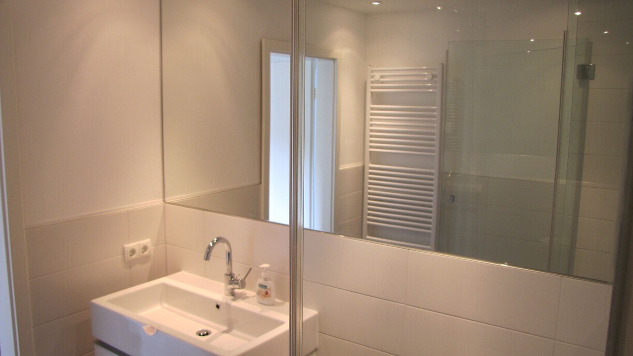 Photo of Bathroom in Varrel