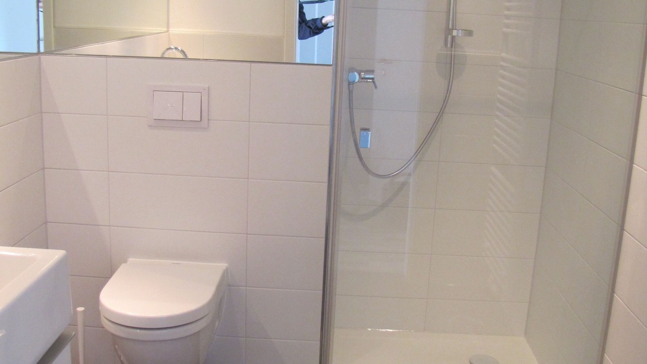 Photo of Bathroom in Varrel