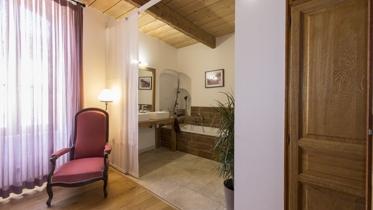 Photo of Bathroom in Montpeyroux