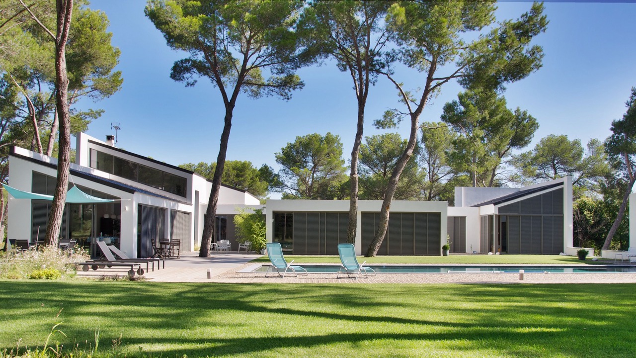 Photo of Outdoor in Lambesc