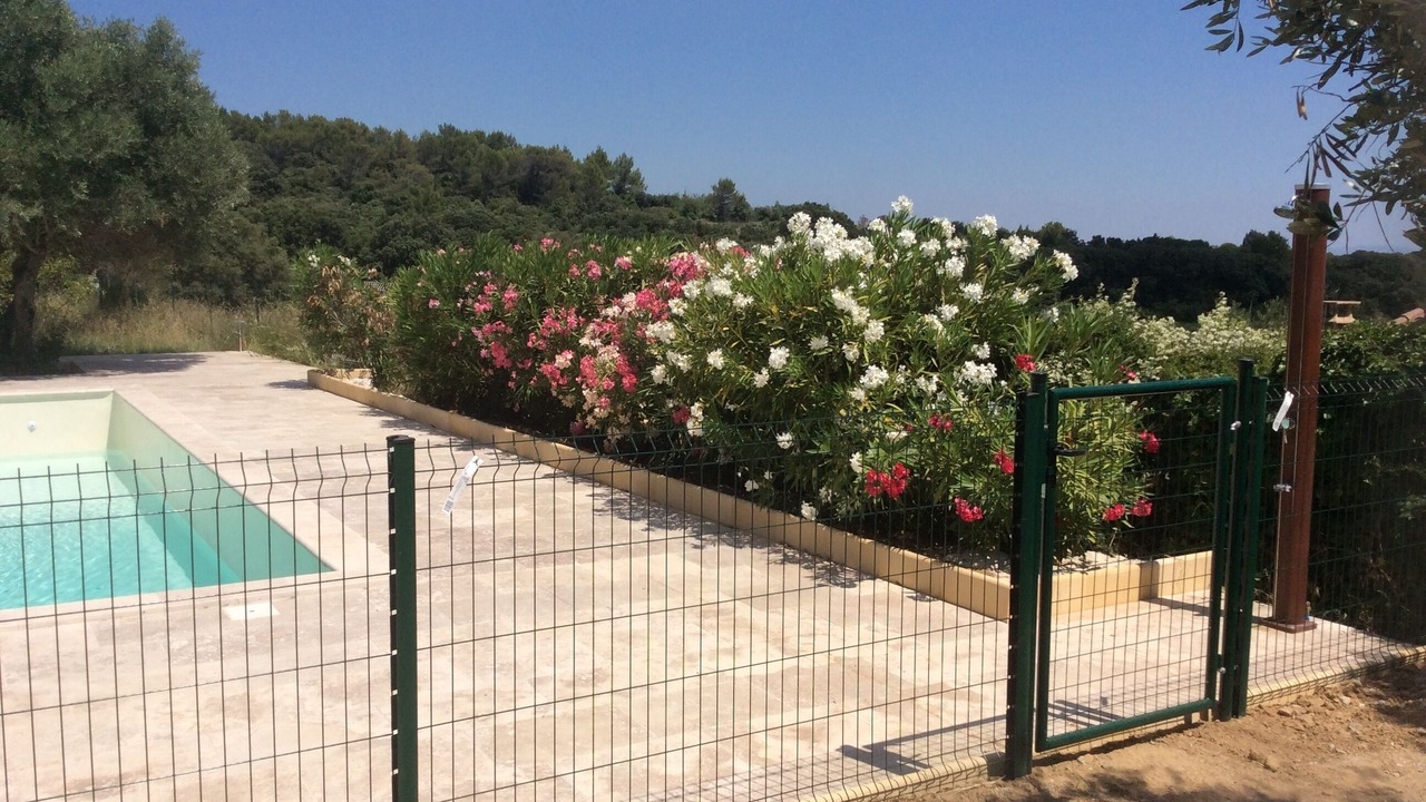 Photo of Outdoor in Cabrieres