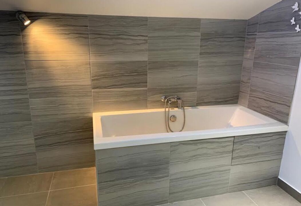 Photo of Bathroom in Venelles