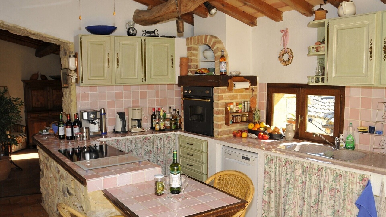 Photo of Kitchen in La Capelle-et-Masmolene