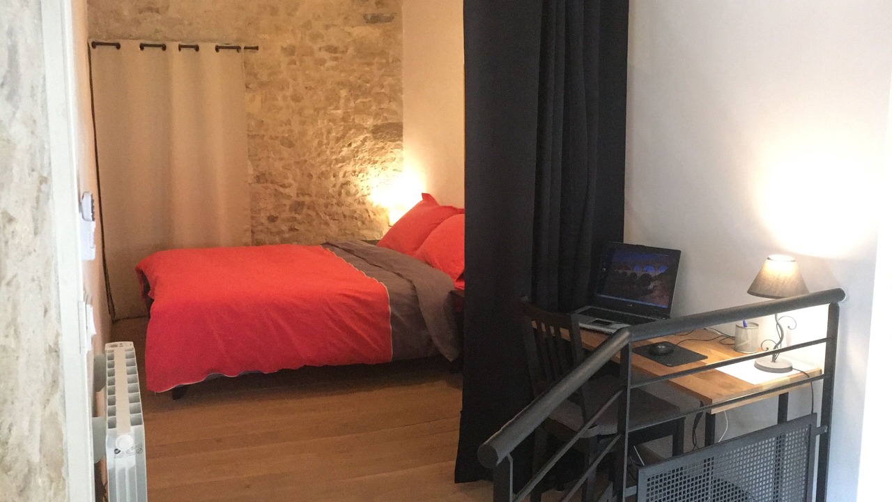 Photo of Bedroom in Nimes City Centre