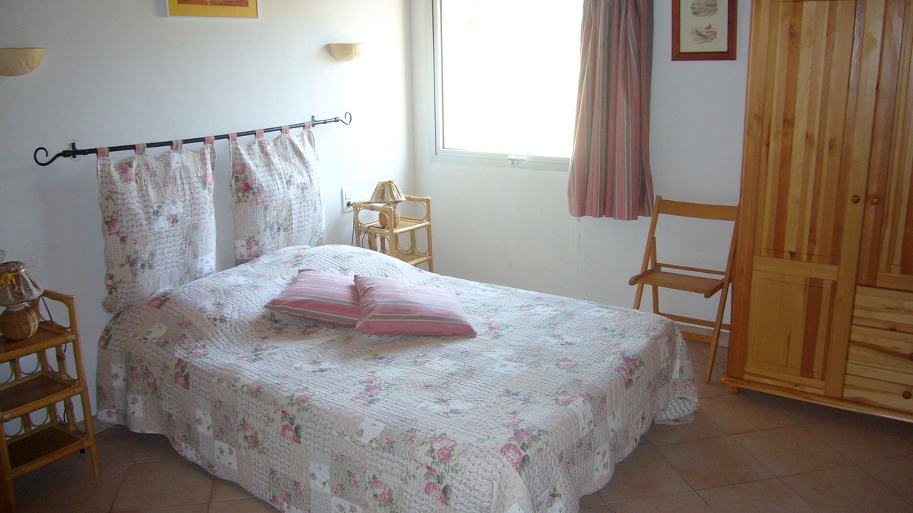 Photo of Bedroom in Saint-Andiol