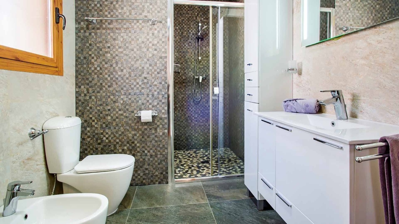 Photo of Bathroom in Empedrola