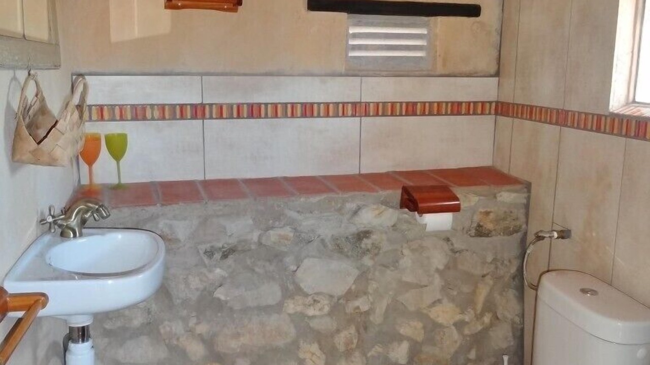 Photo of Bathroom in El Perello
