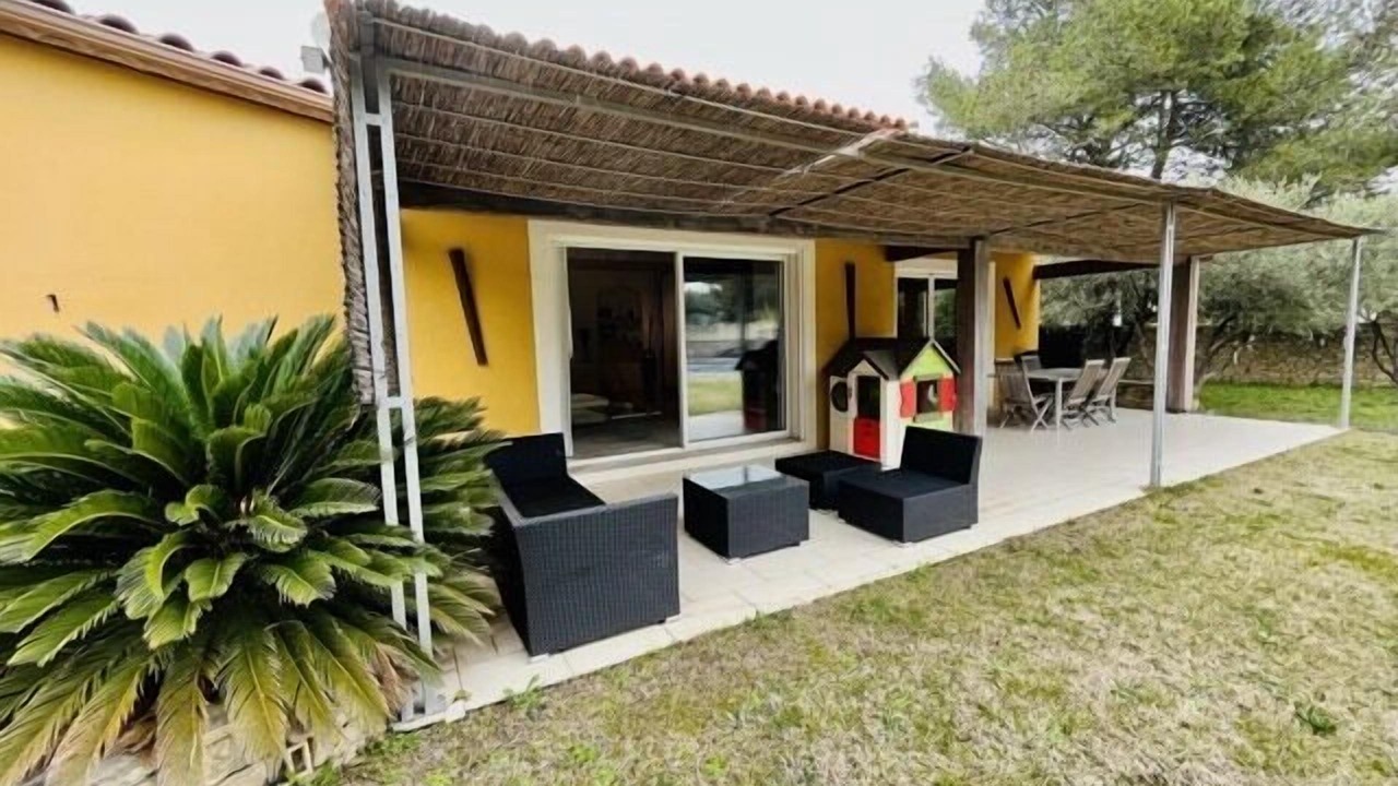 Photo of Patio Balcony in Caremeau
