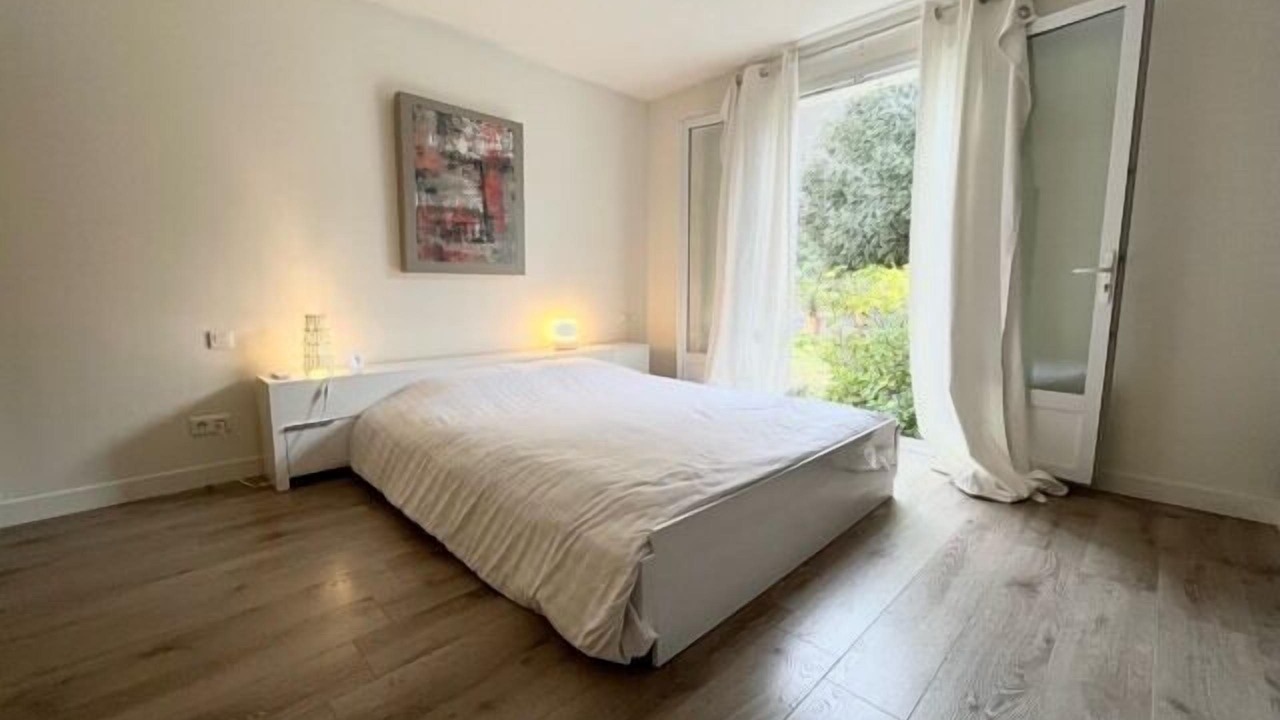 Photo of Bedroom in Caremeau