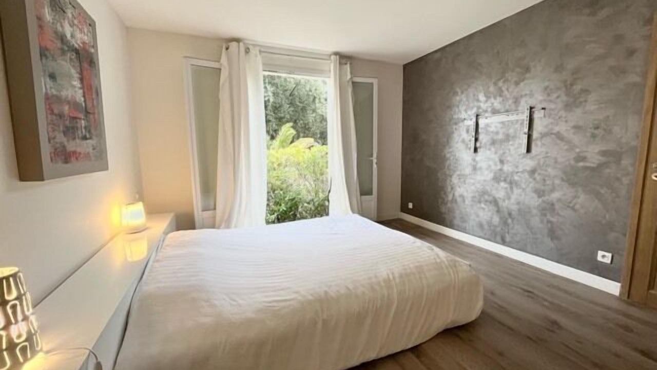 Photo of Bedroom in Caremeau