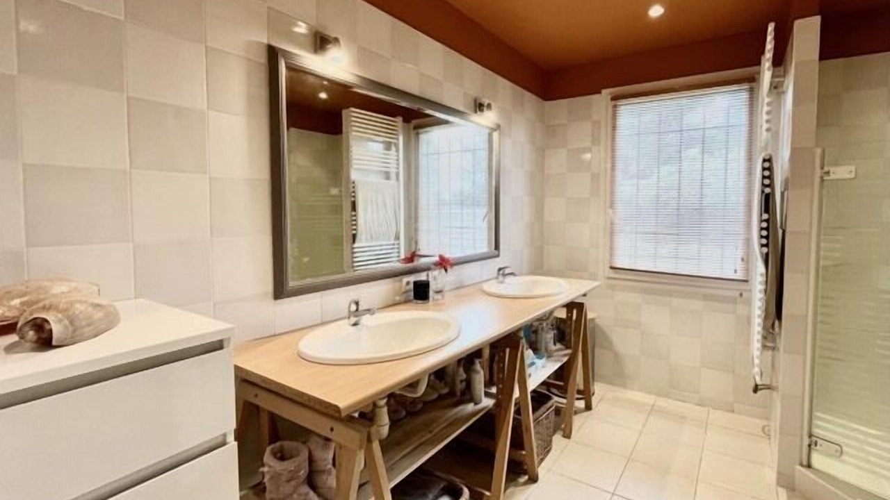Photo of Bathroom in Caremeau