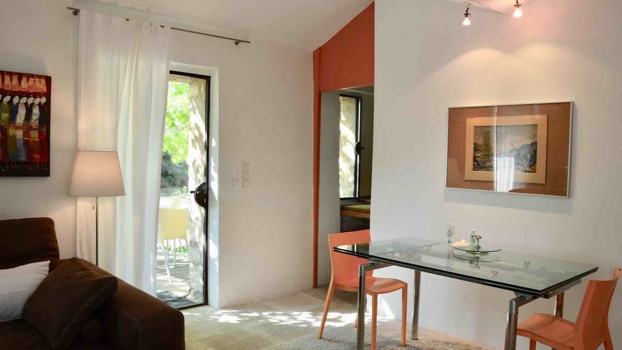 Photo of Livingroom in Oppede