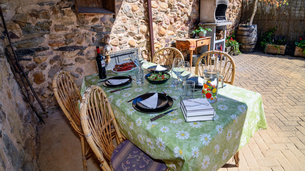 Photo of Outdoor in Benllera