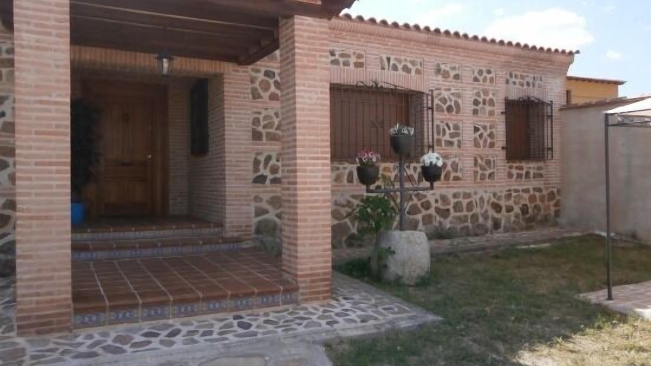 Photo of Outdoor in Noez