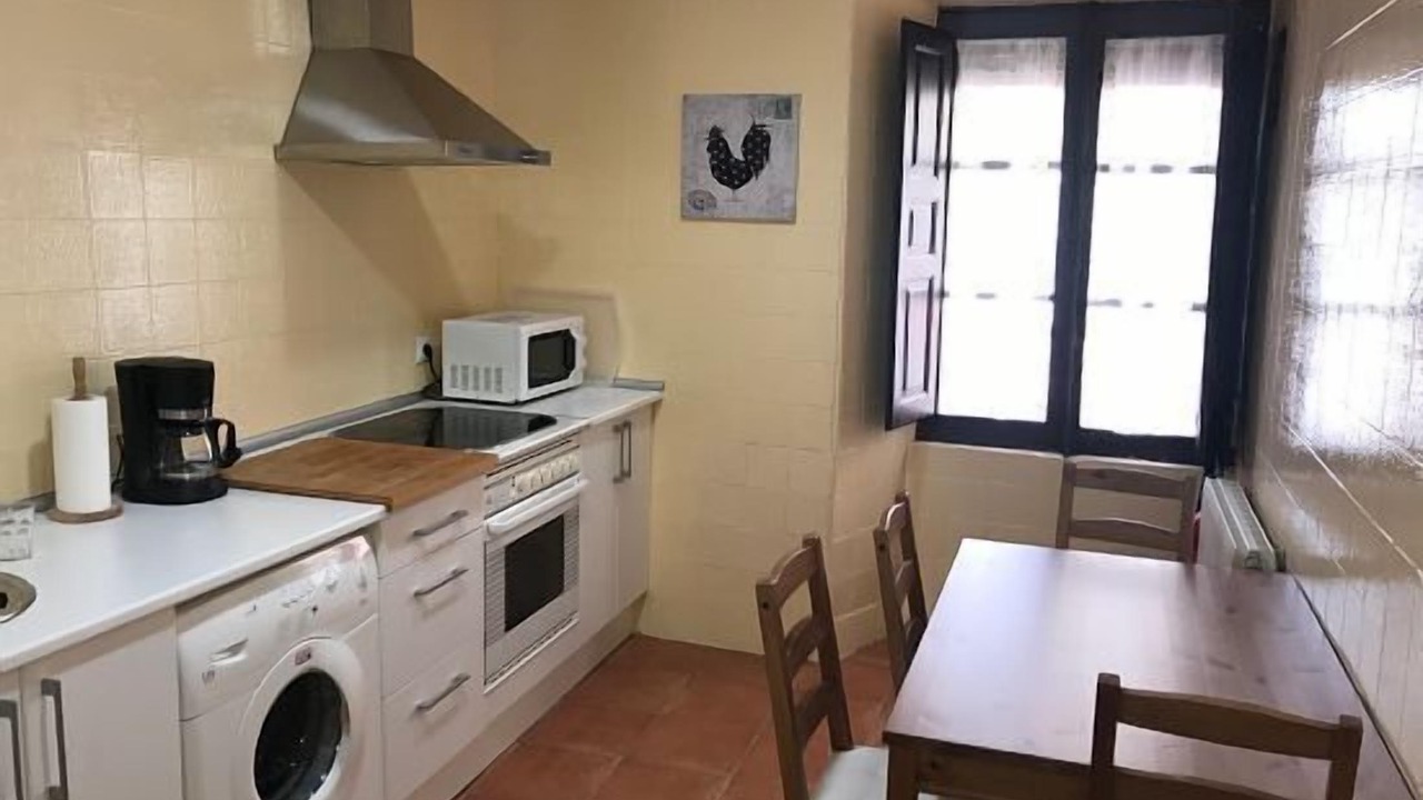 Photo of Kitchen in Valoria la Buena