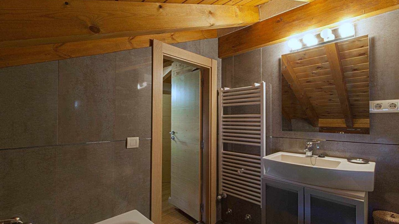Photo of Bathroom in Villallano