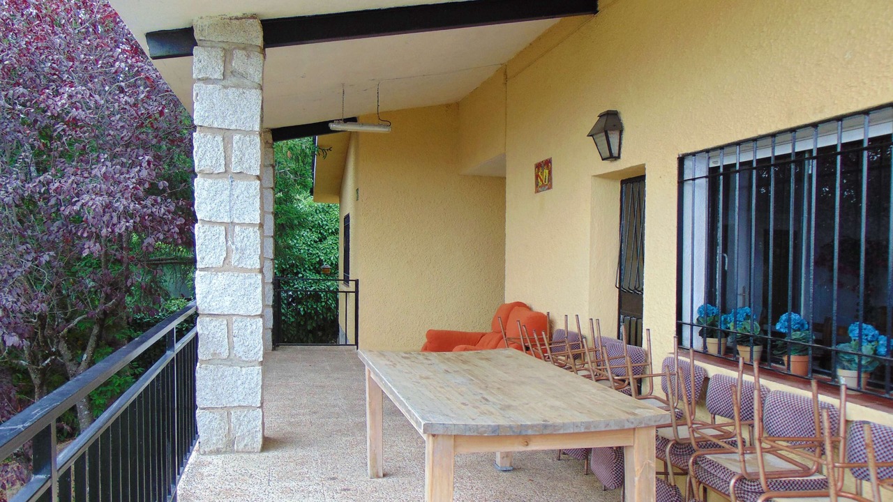 Photo of Patio Balcony in Miraflores de la Sierra