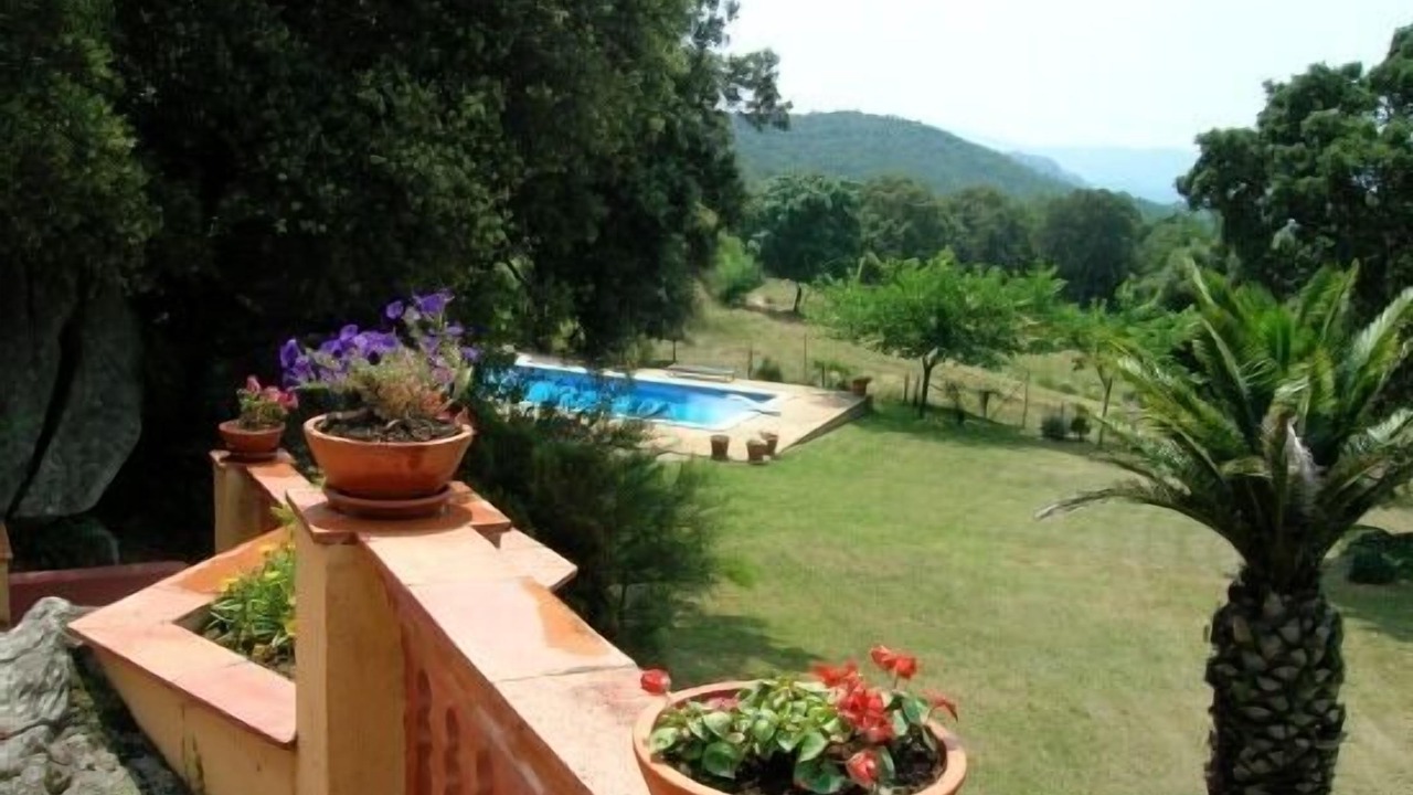 Photo of Outdoor in Darnius