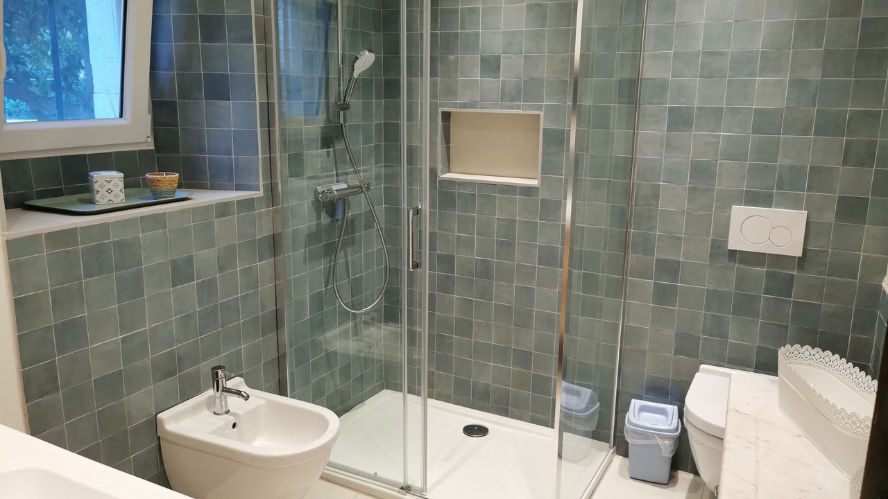 Photo of Bathroom in Montclus
