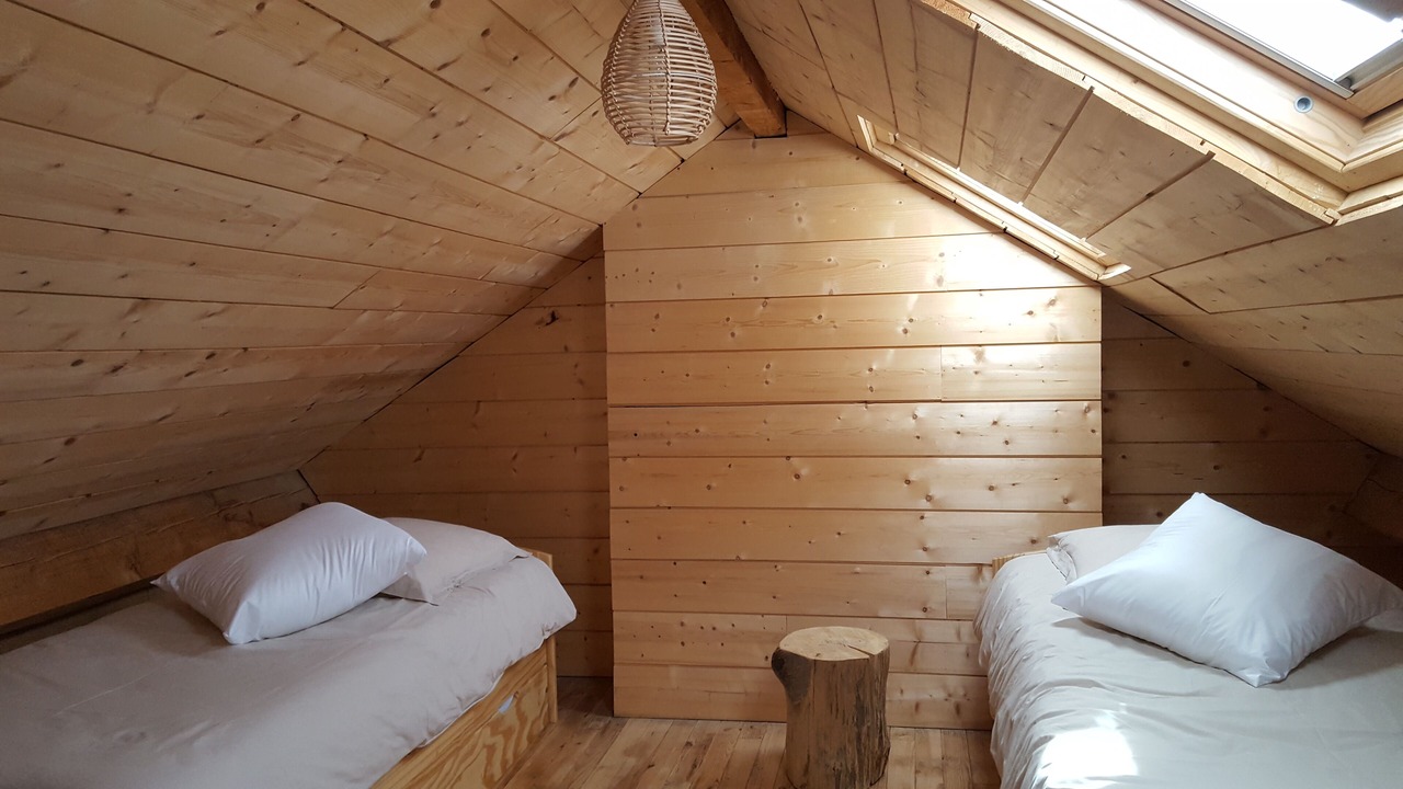 Photo of Bedroom in Campan