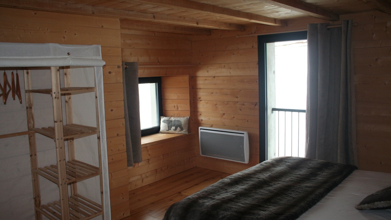 Photo of Bedroom in Campan