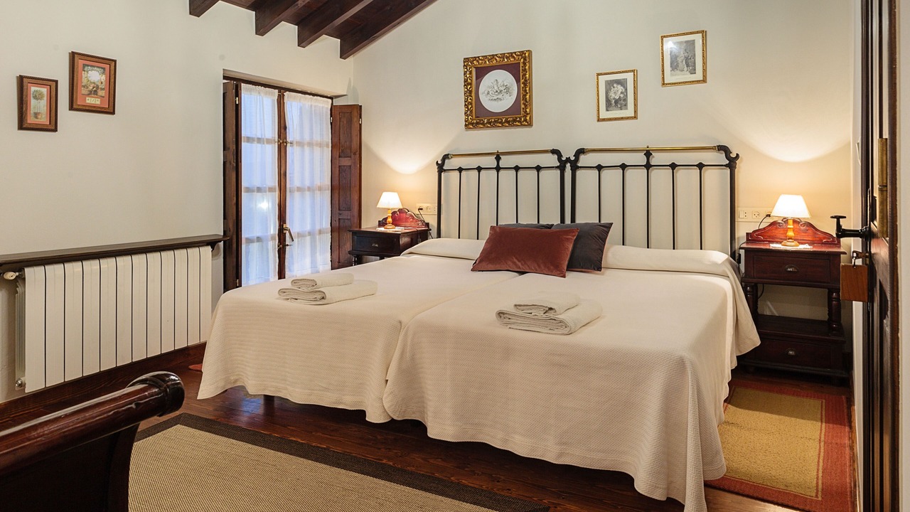 Photo of Bedroom in Cabranes
