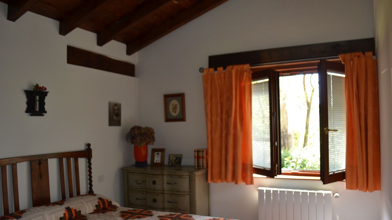 Photo of Bedroom in Udias